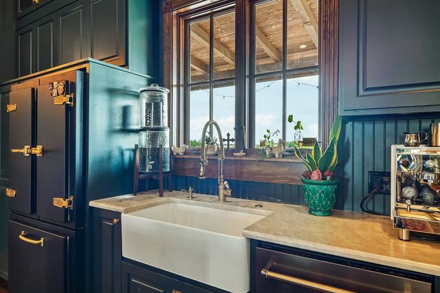 162 Flowering Sage Ln, Fredericksburg, TX 78624