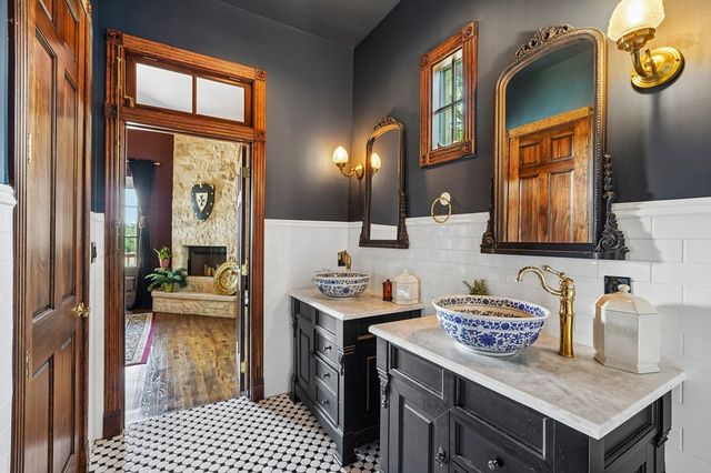 162 Flowering Sage Ln, Fredericksburg, TX 78624