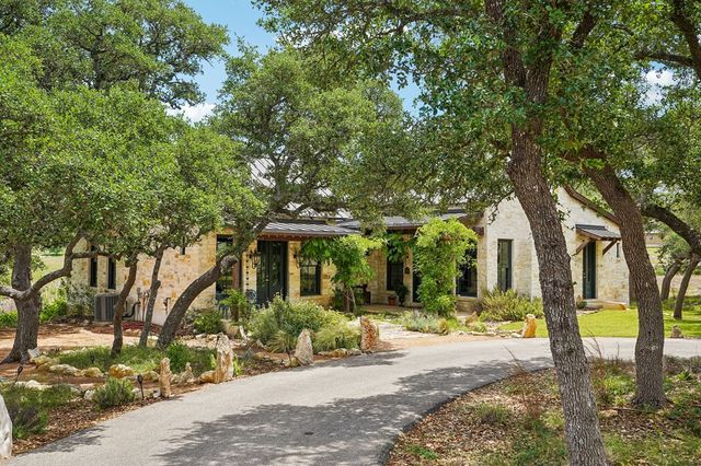 162 Flowering Sage Ln, Fredericksburg, TX 78624