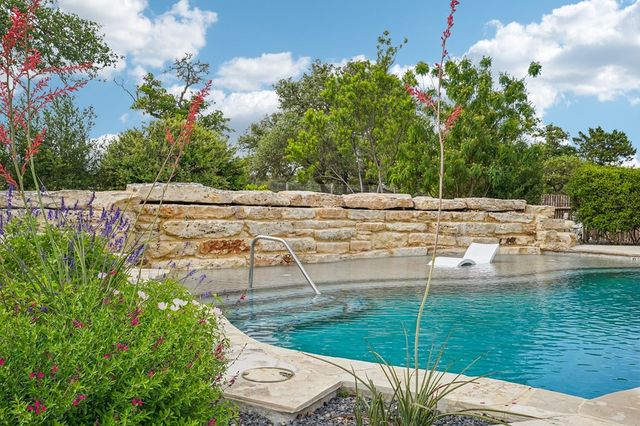 162 Flowering Sage Ln, Fredericksburg, TX 78624