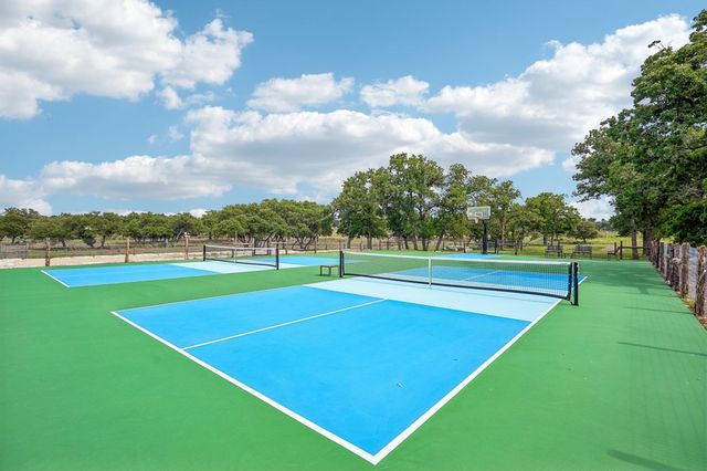 162 Flowering Sage Ln, Fredericksburg, TX 78624