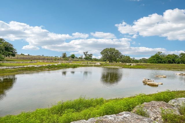 162 Flowering Sage Ln, Fredericksburg, TX 78624