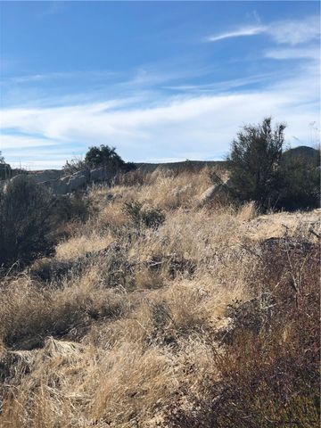 29 Rocky Knoll Road, Hemet, CA 92544