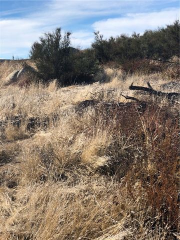 29 Rocky Knoll Road, Hemet, CA 92544