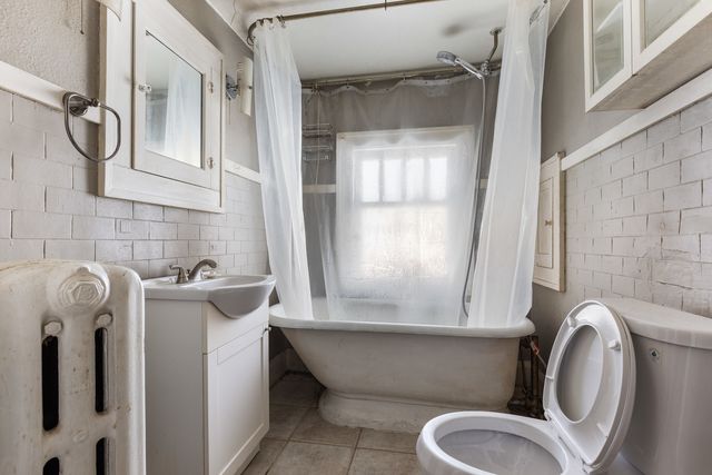 212 N Gardiner Avenue, Rockford, IL 61107