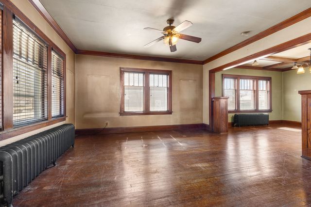 212 N Gardiner Avenue, Rockford, IL 61107