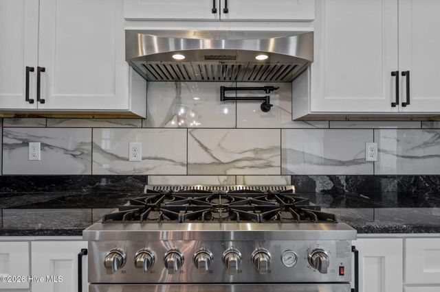 127 Louise Lane, Richlands, NC 28574