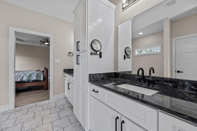 127 Louise Lane, Richlands, NC 28574