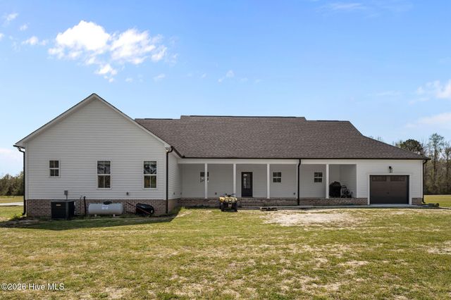 127 Louise Lane, Richlands, NC 28574