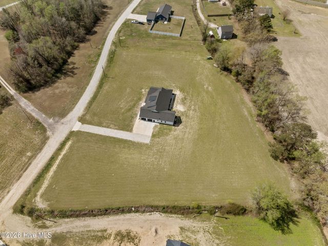 127 Louise Lane, Richlands, NC 28574