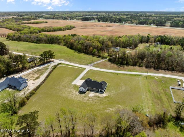 127 Louise Lane, Richlands, NC 28574