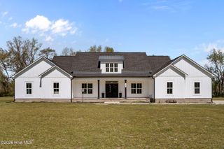 127 Louise Lane, Richlands, NC 28574