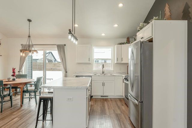 364 S 7th Street, Evansville, WI 53536