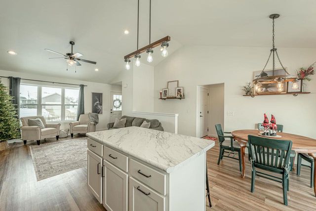 364 S 7th Street, Evansville, WI 53536