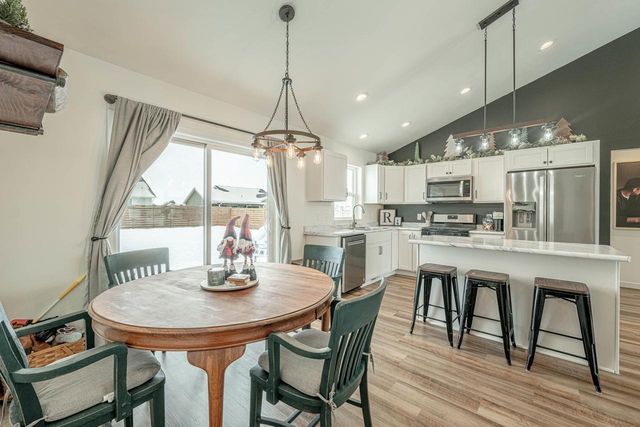 364 S 7th Street, Evansville, WI 53536