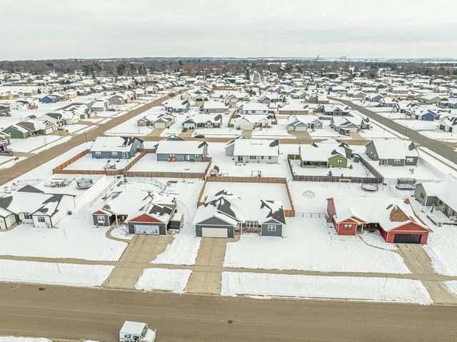 364 S 7th Street, Evansville, WI 53536