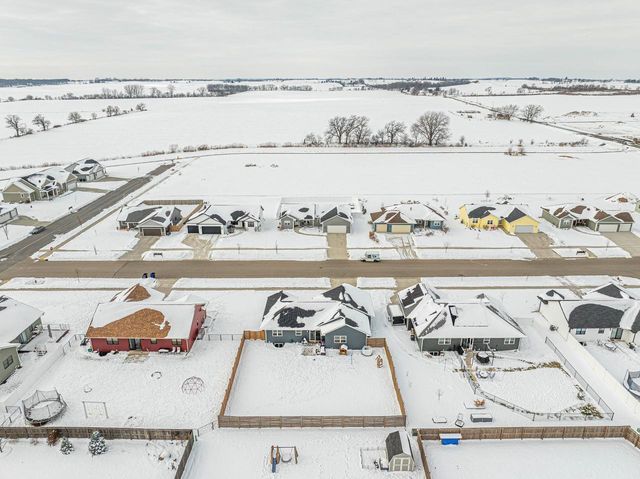 364 S 7th Street, Evansville, WI 53536