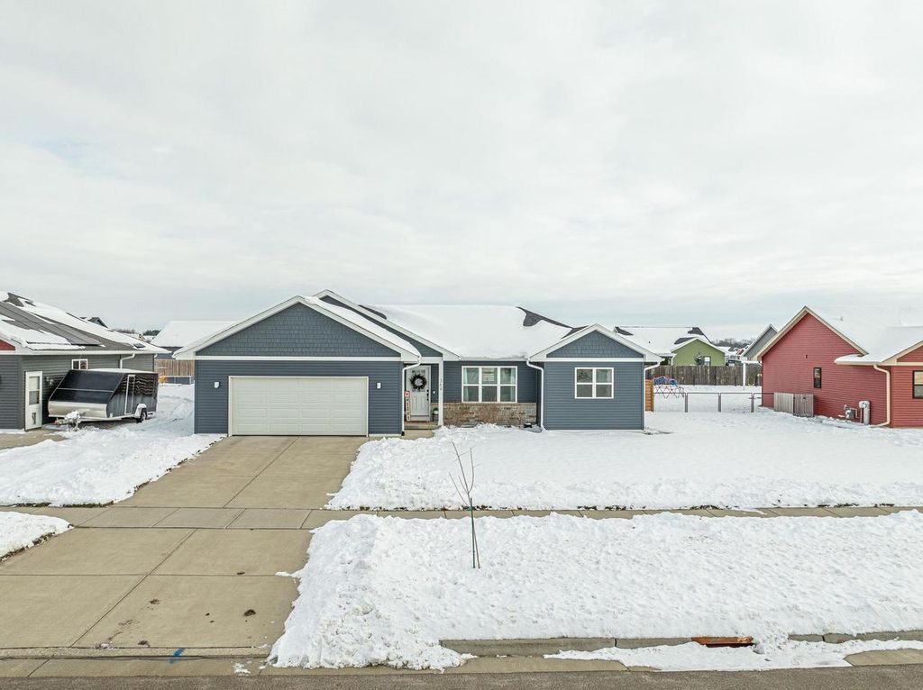 364 S 7th Street, Evansville, WI 53536
