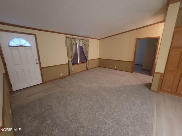 30630 Drouillard Road, 82, Walbridge, OH 43465