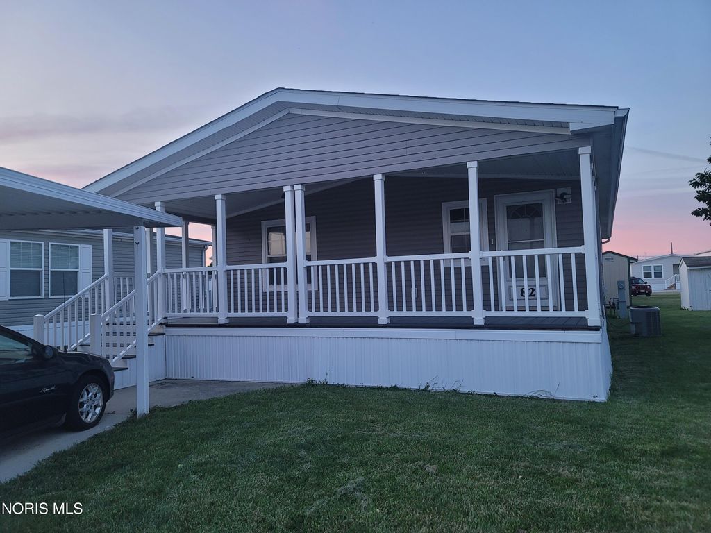 30630 Drouillard Road, 82, Walbridge, OH 43465