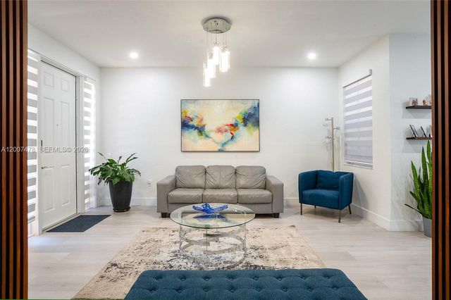 13741 SW 118th Ter, Miami, FL 33186