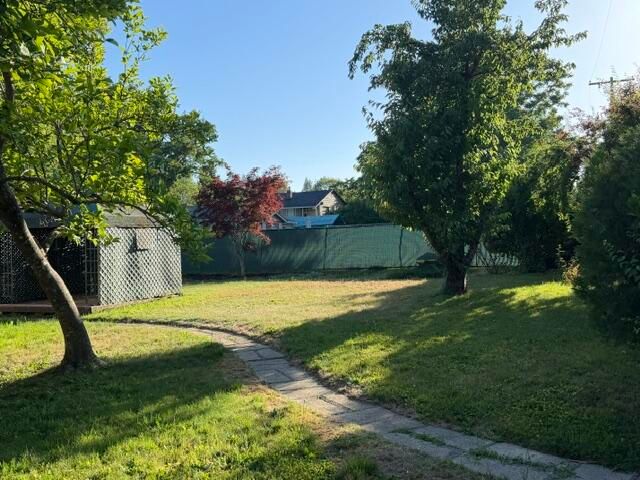 649 Sunset Way, Grants Pass, OR 97527