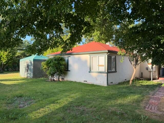 649 Sunset Way, Grants Pass, OR 97527