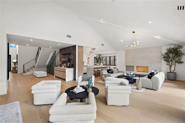 1312 Dover Drive, Newport Beach, CA 92660