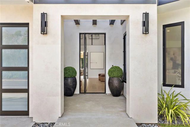 1312 Dover Drive, Newport Beach, CA 92660