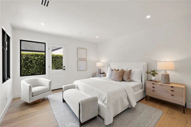 1312 Dover Drive, Newport Beach, CA 92660