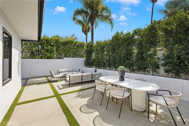 1312 Dover Drive, Newport Beach, CA 92660