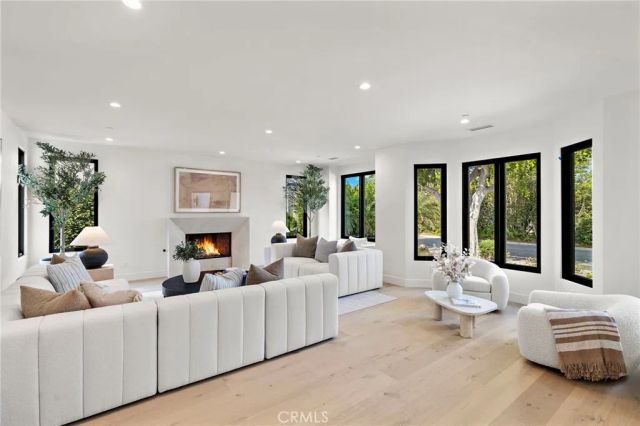 1312 Dover Drive, Newport Beach, CA 92660