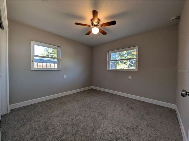 5523 VENETIAN BOULEVARD NE, St Petersburg, FL 33703