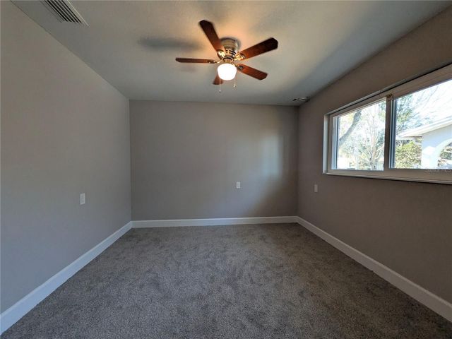 5523 VENETIAN BOULEVARD NE, St Petersburg, FL 33703