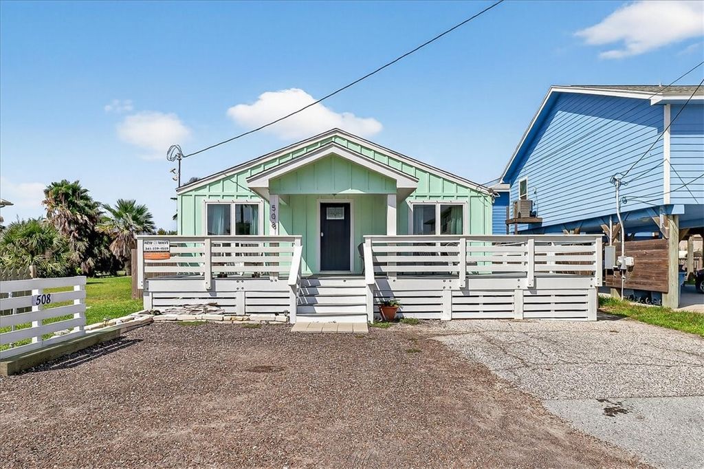 508 E Avenue C, Port Aransas, TX 78373