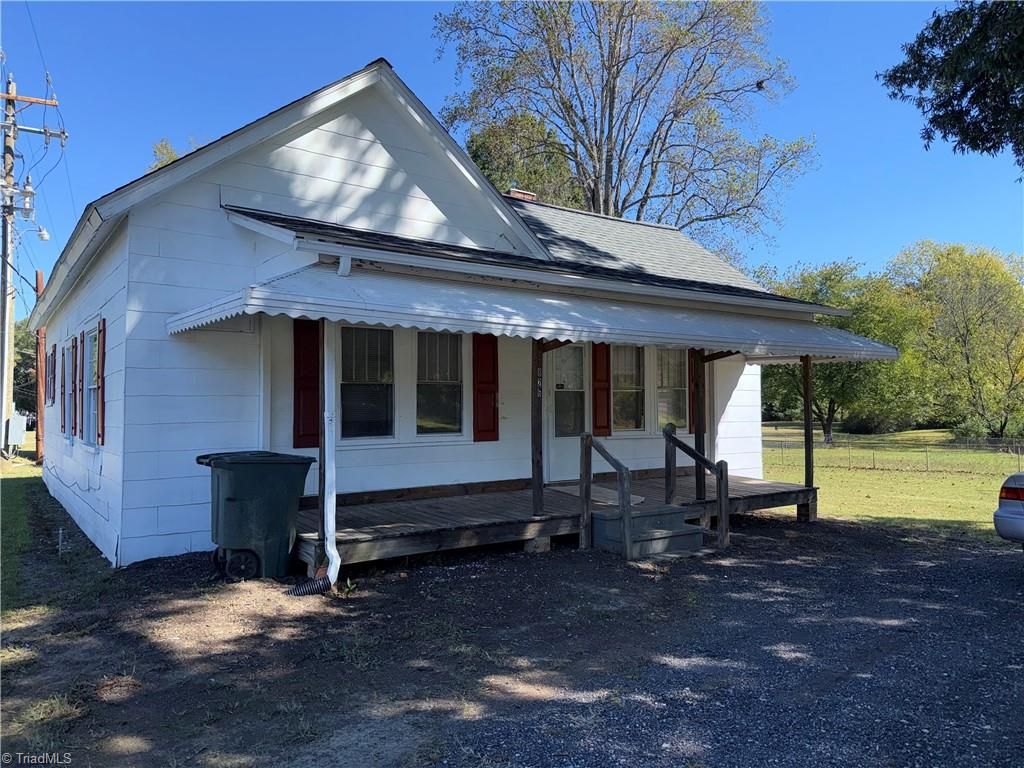 826 Summit Road, Eden, NC 27288