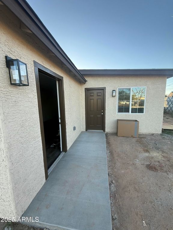 502 W 10TH Street, Casa Grande, AZ 85122 — photo 2