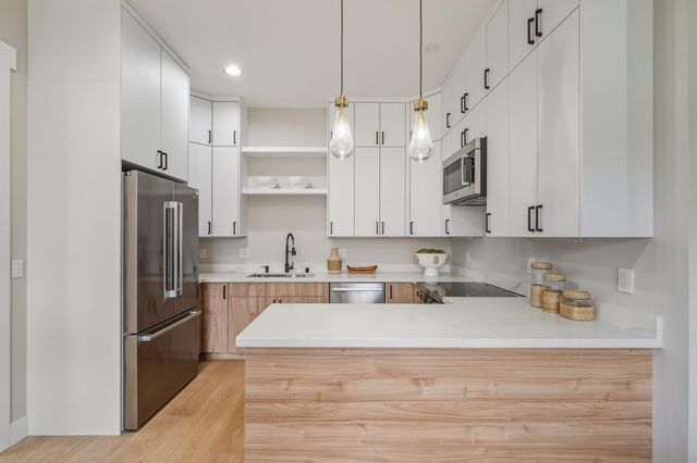 3371 Beaumont Square, Mountain View, CA 94040