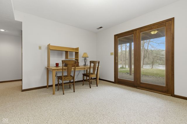 4534 Executive Drive, Spencer, IN 47460