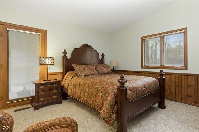 4534 Executive Drive, Spencer, IN 47460