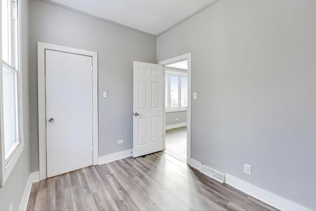 5116 S Carpenter Street, Chicago, IL 60609