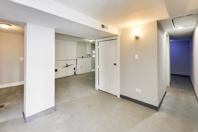 5116 S Carpenter Street, Chicago, IL 60609