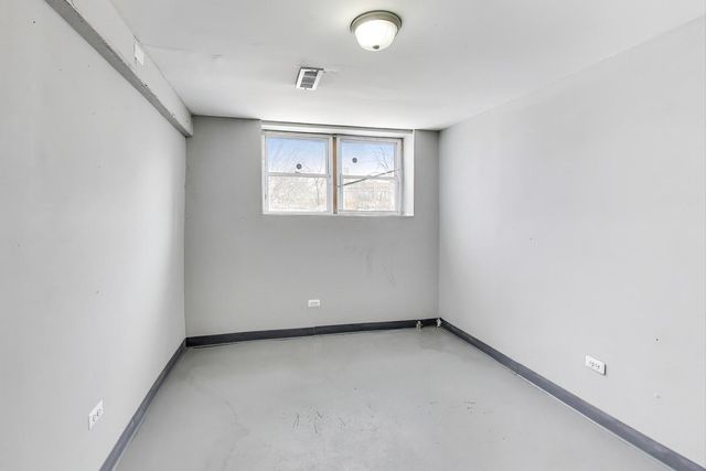 5116 S Carpenter Street, Chicago, IL 60609