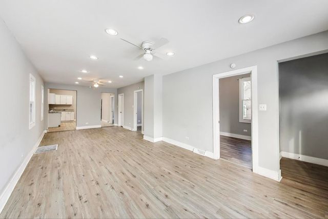 5116 S Carpenter Street, Chicago, IL 60609