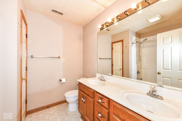 9123 Tansel Park Court, Indianapolis, IN 46234