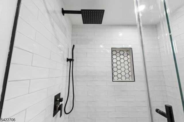 124 Dunbar Ave, Woodbridge Twp., NJ 08863