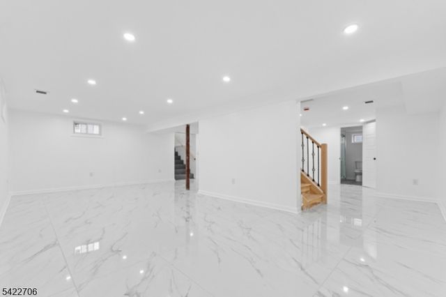 124 Dunbar Ave, Woodbridge Twp., NJ 08863