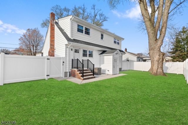 124 Dunbar Ave, Woodbridge Twp., NJ 08863
