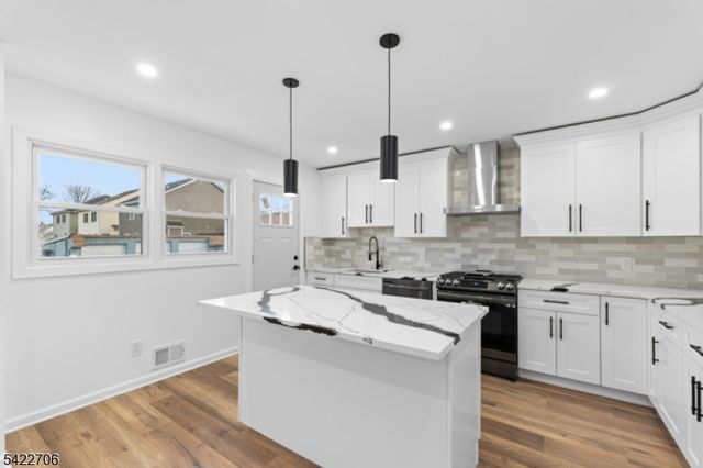 124 Dunbar Ave, Woodbridge Twp., NJ 08863