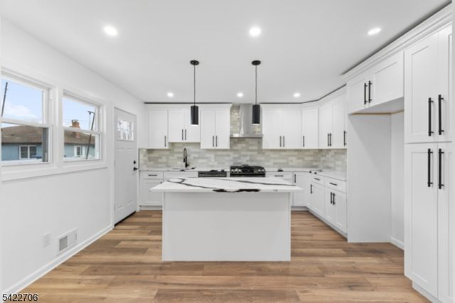 124 Dunbar Ave, Woodbridge Twp., NJ 08863